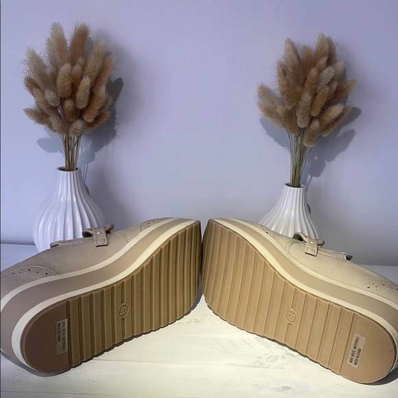 (Sold)DV by Dolce Vita Women's Cream Loafers - Picture 6 of 7